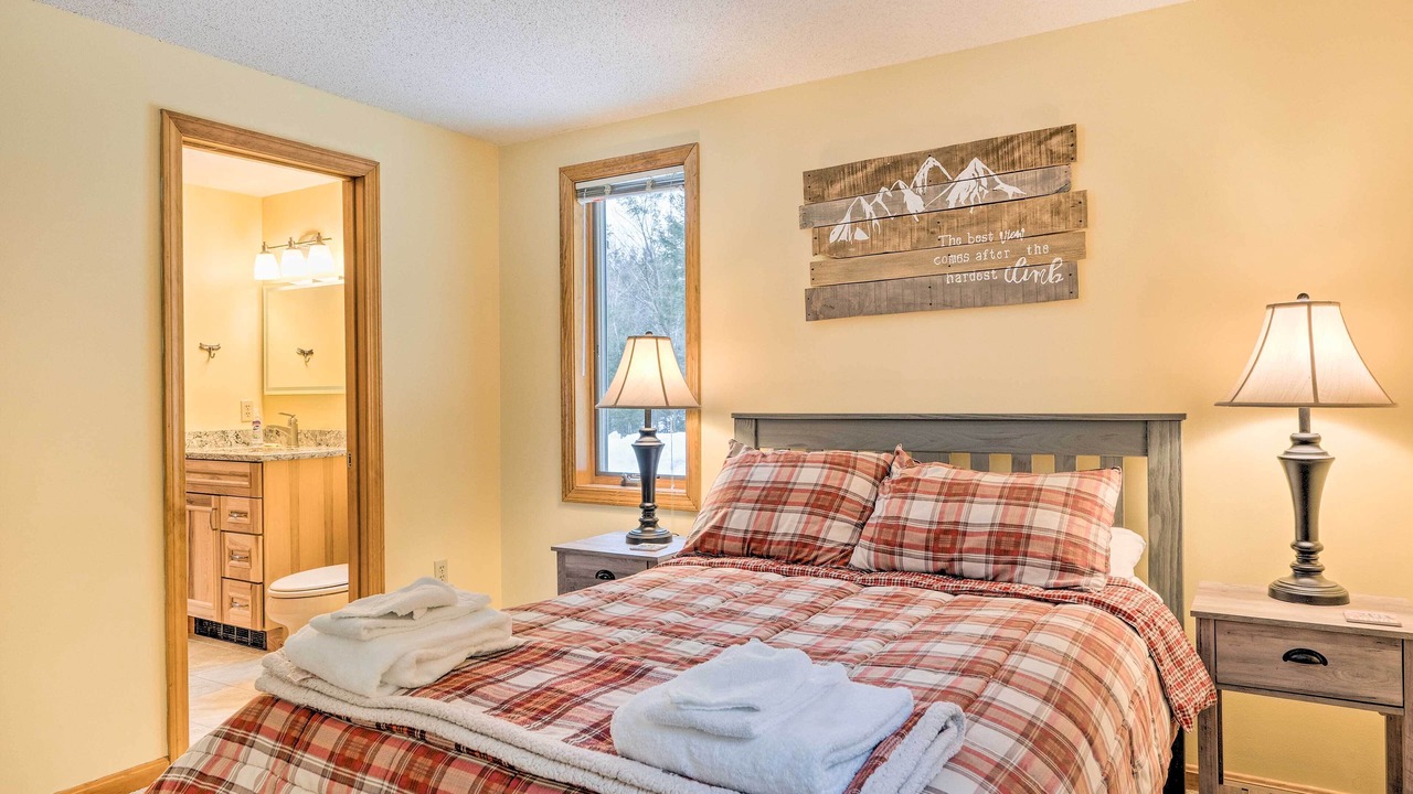 Photo of Bedroom in Campton