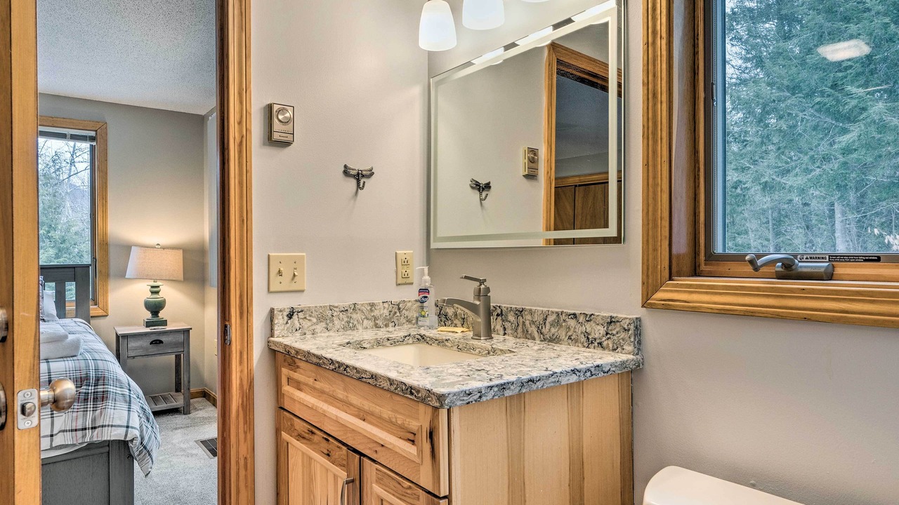 Photo of Bathroom in Campton