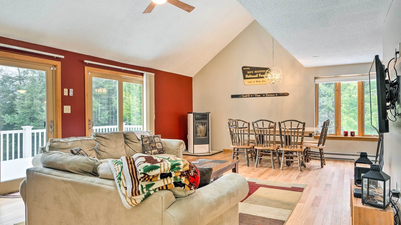 Photo of Livingroom in Campton
