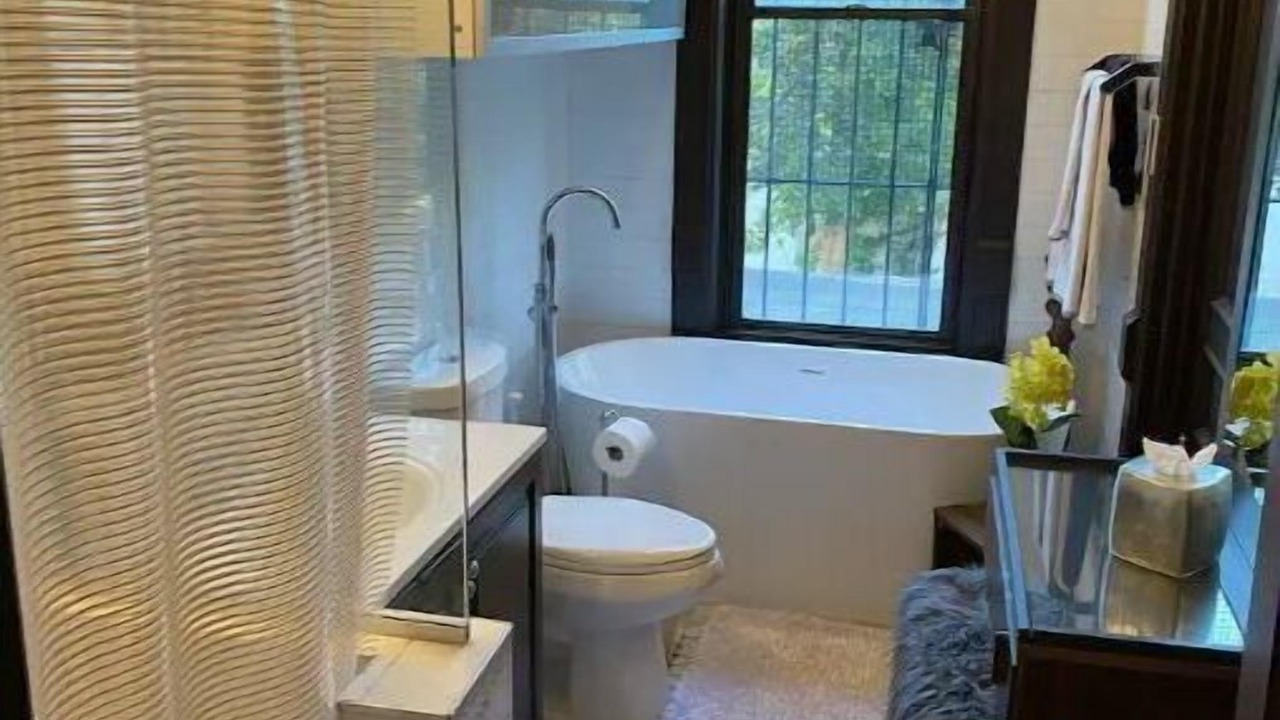 Photo of Bathroom in Bedford-Stuyvesant