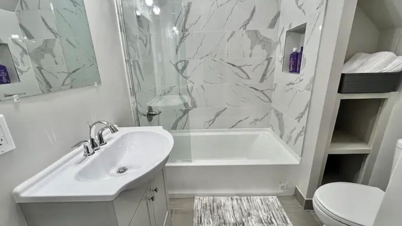 Photo of Bathroom in Mansion Area