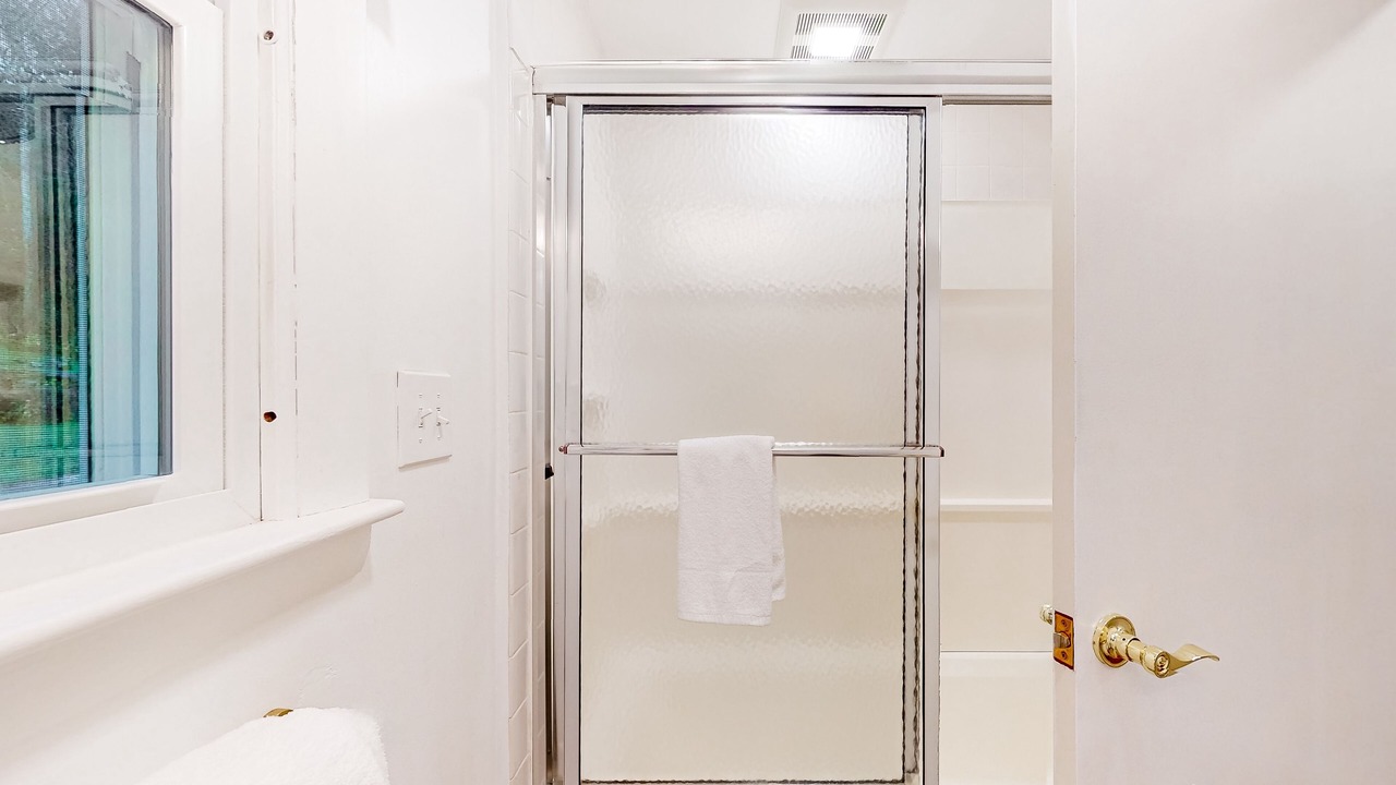 Photo of Bathroom in Bridgewater Corners