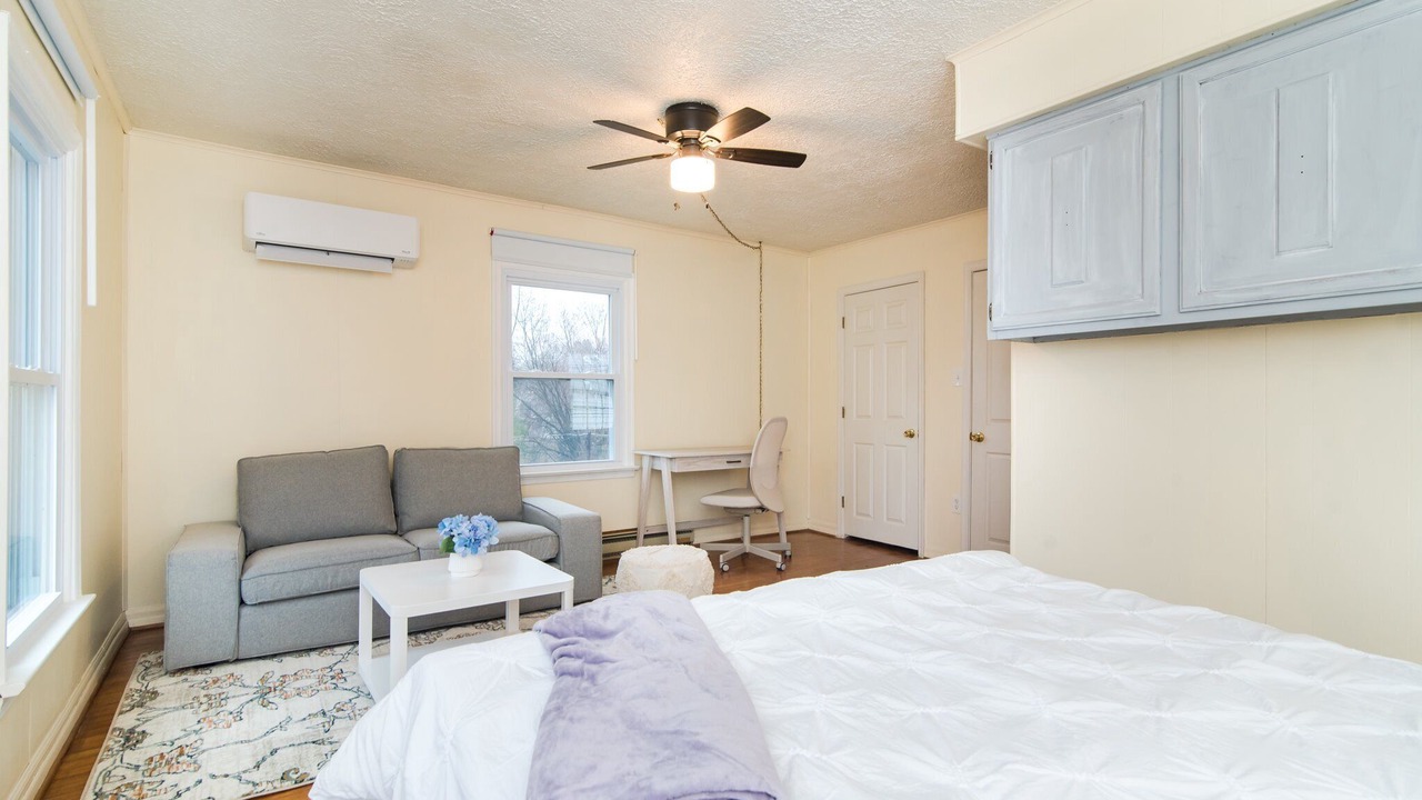 Photo of Bedroom in Harpers Ferry
