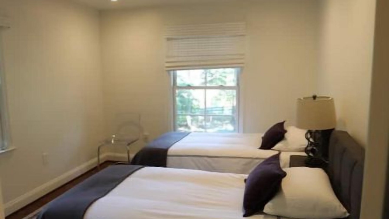 Photo of Bedroom in Middleburg