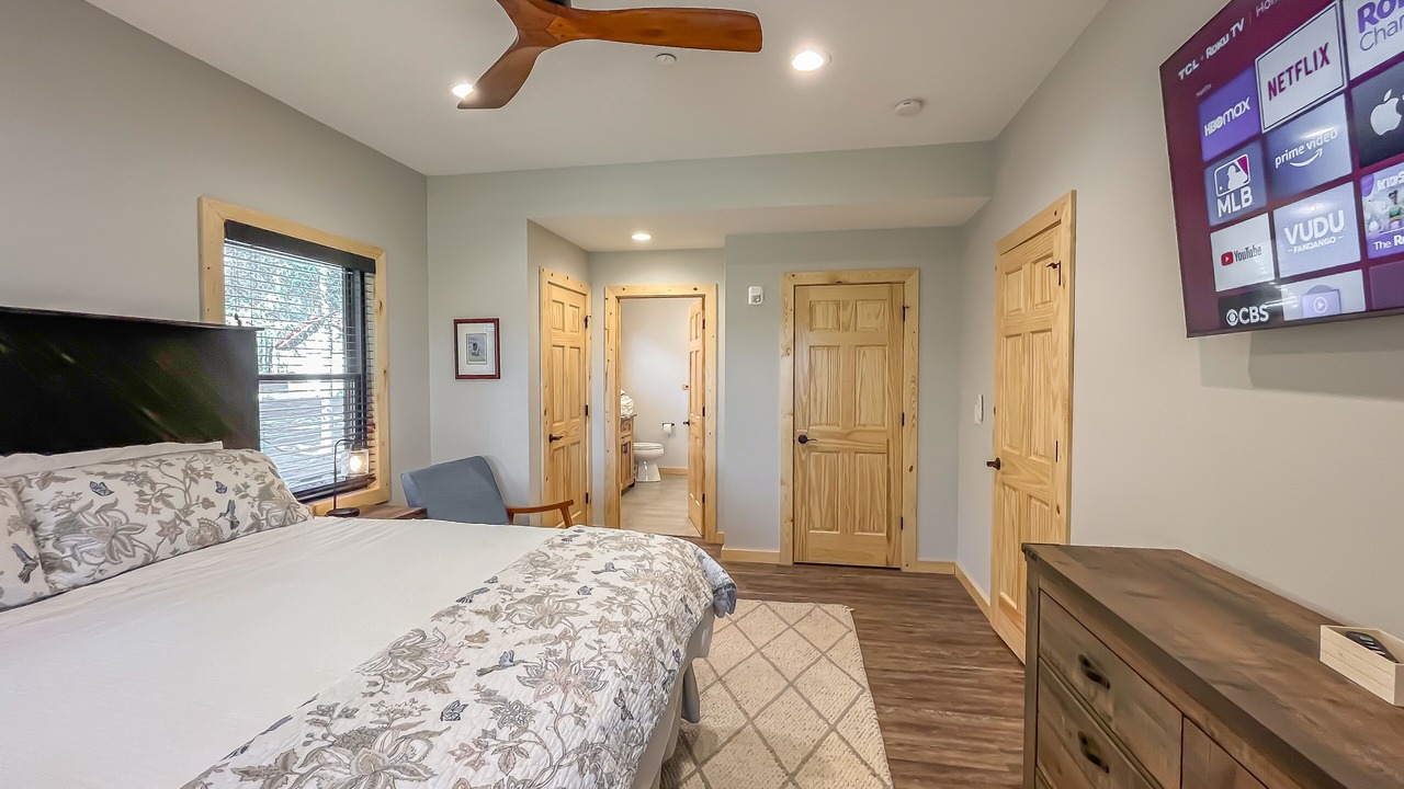Photo of Bedroom in Paradise Point