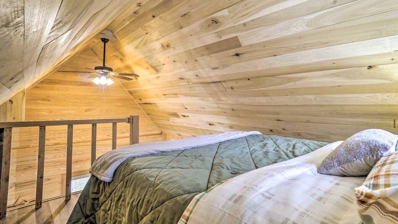 Photo of Bedroom in Gallipolis Ferry