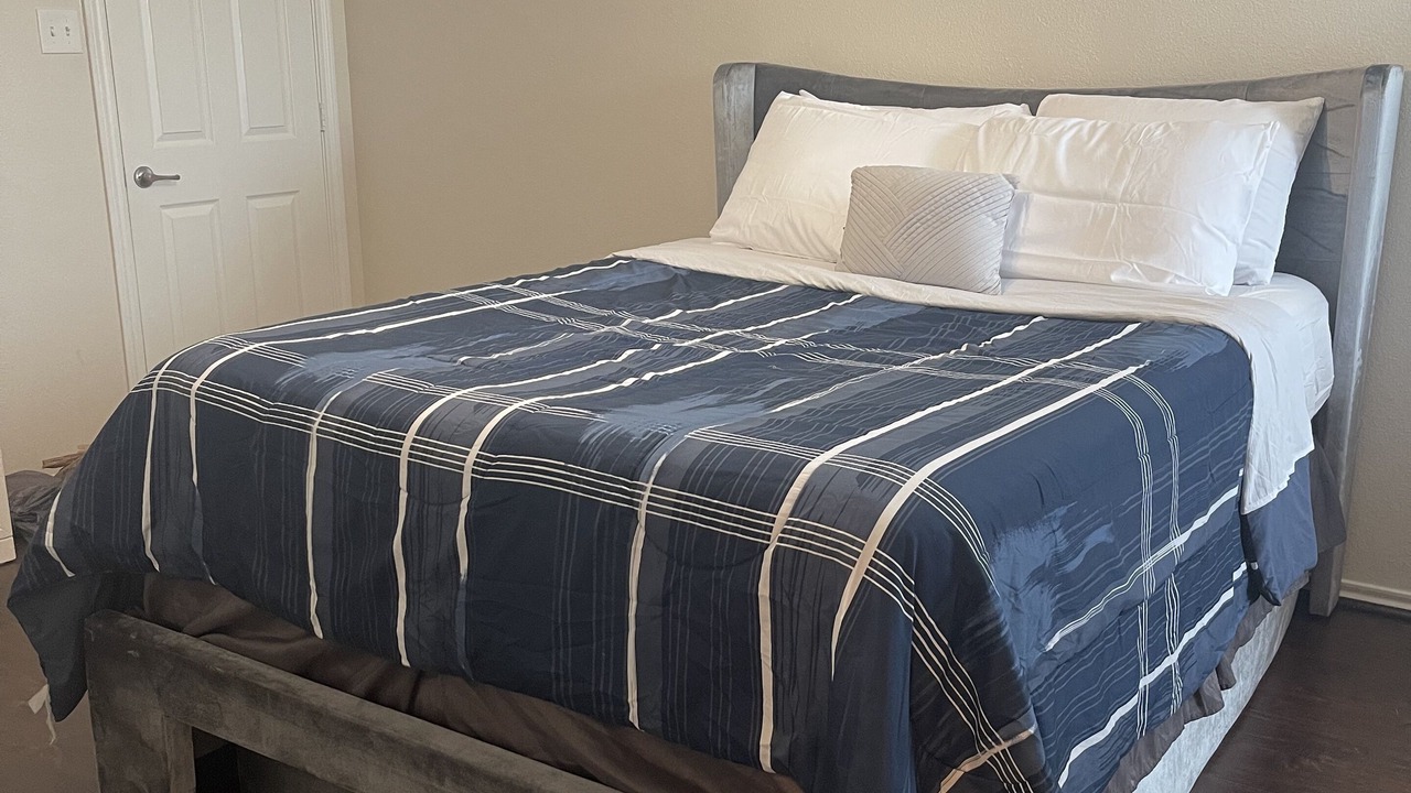 Photo of Bedroom in Southbelt/Ellington