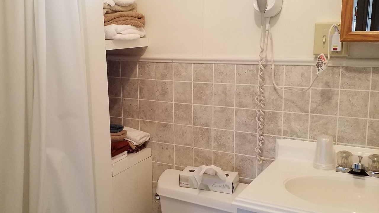 Photo of Bathroom in Cooperstown - Otsego Lake