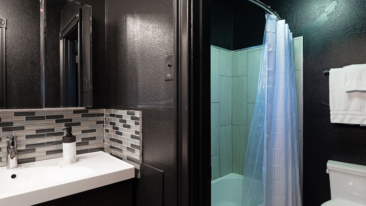 Photo of Bathroom in Hyde Park