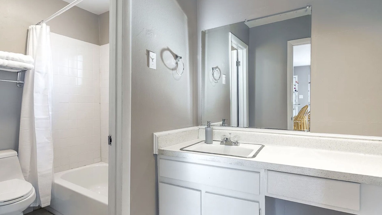Photo of Bathroom in Hyde Park