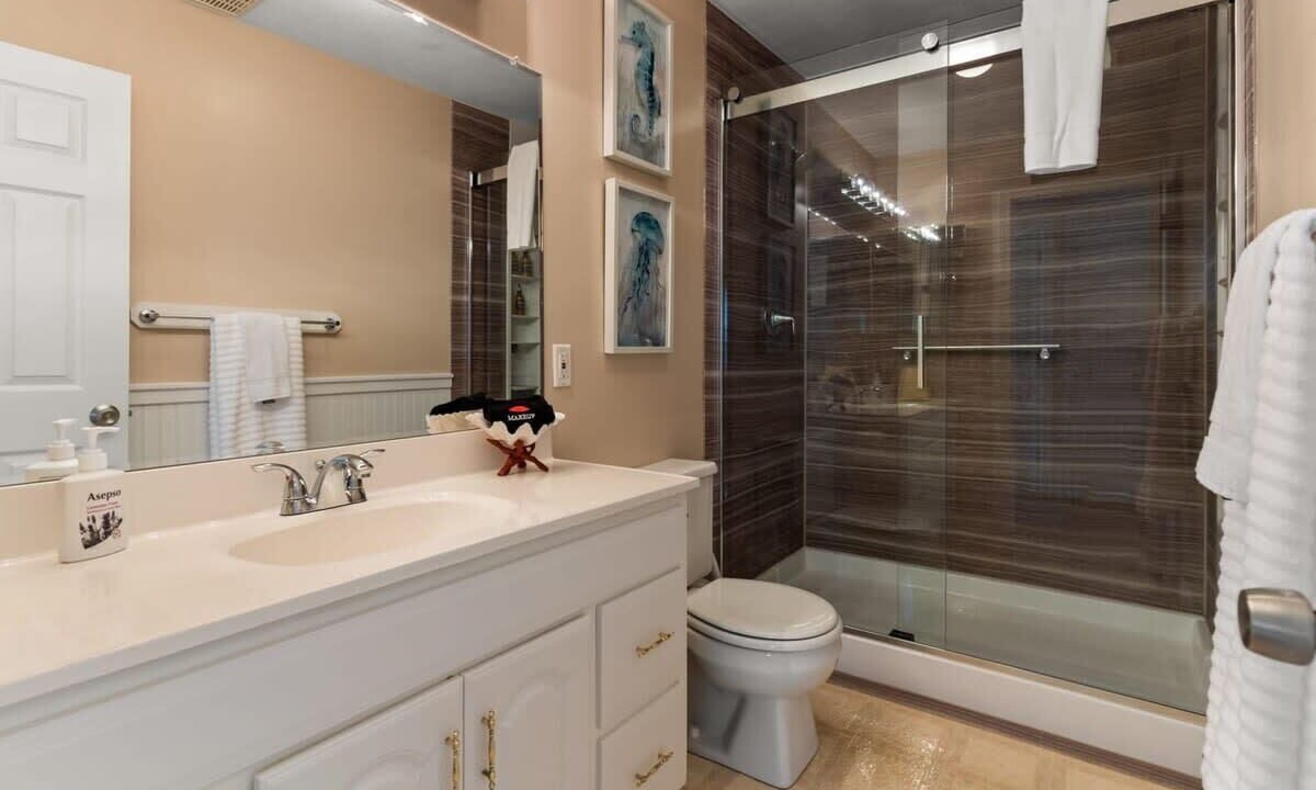 Photo of Bathroom in Hampton