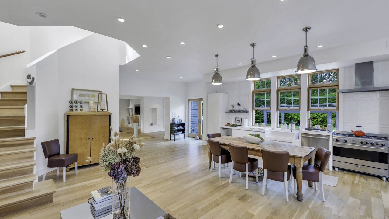 Photo of Kitchen in Village of Southampton