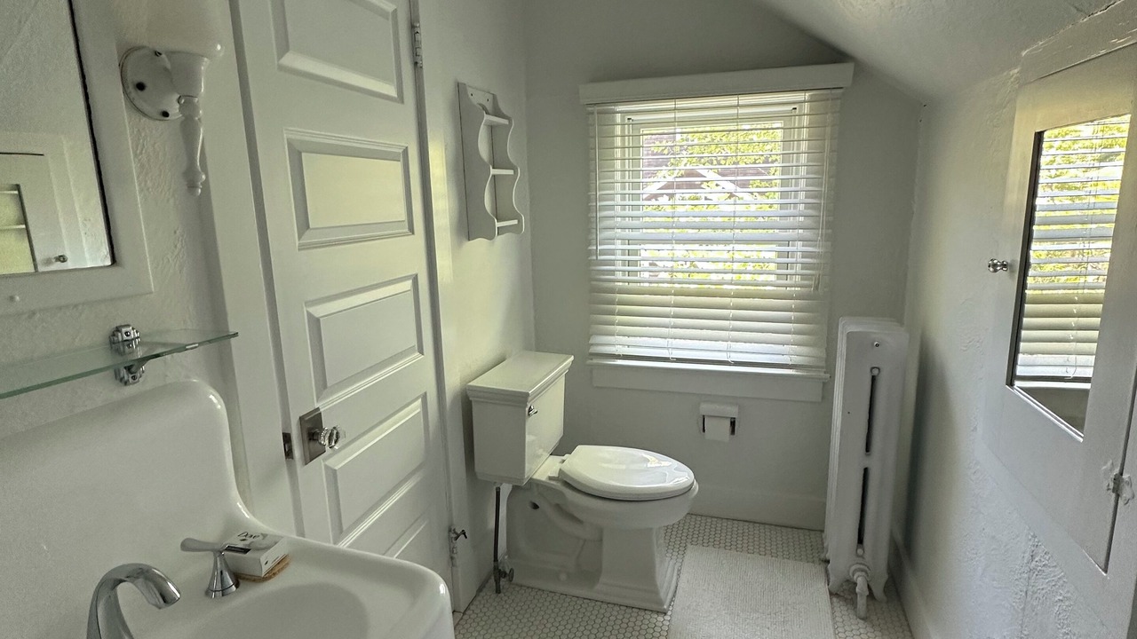 Photo of Bathroom in Egypt Lane Historic District