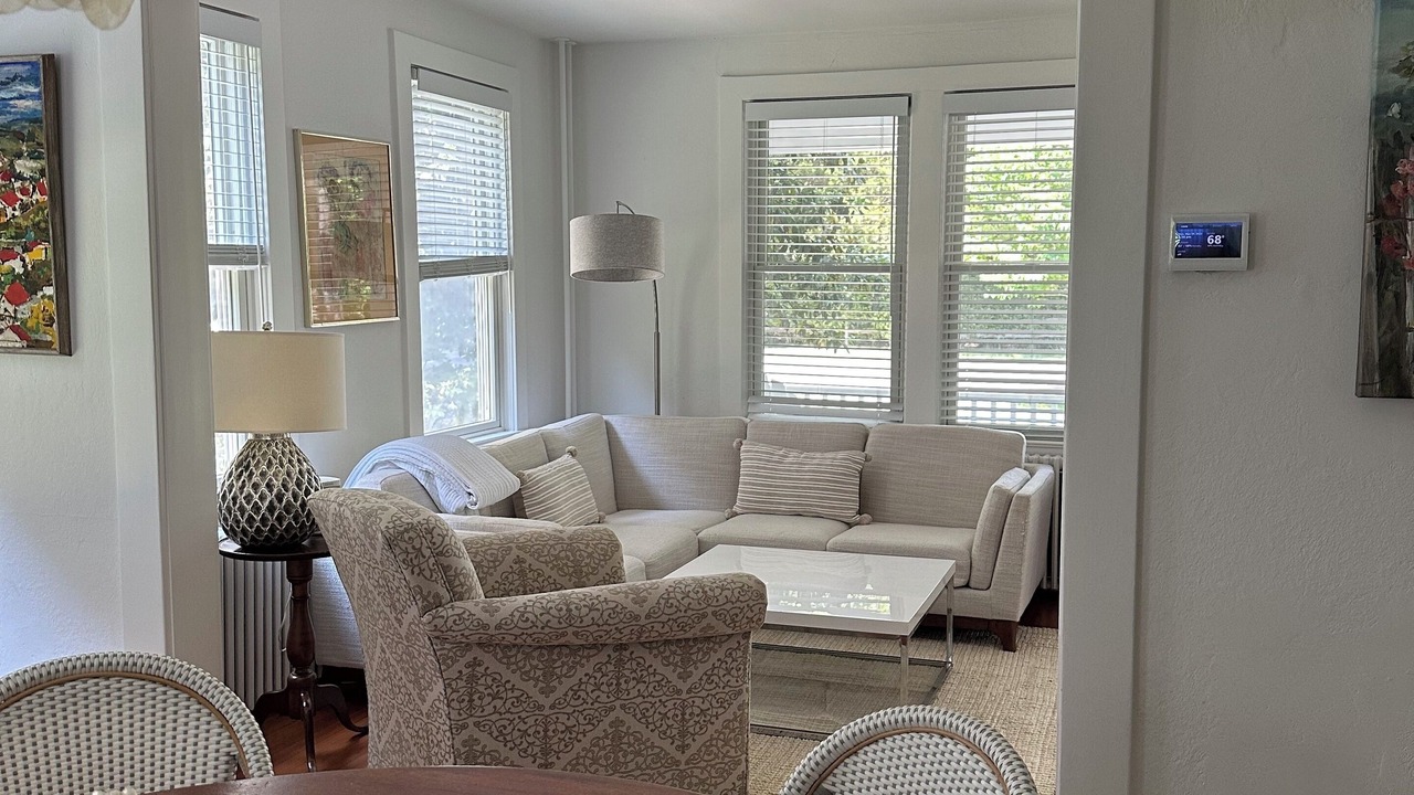 Photo of Livingroom in Egypt Lane Historic District