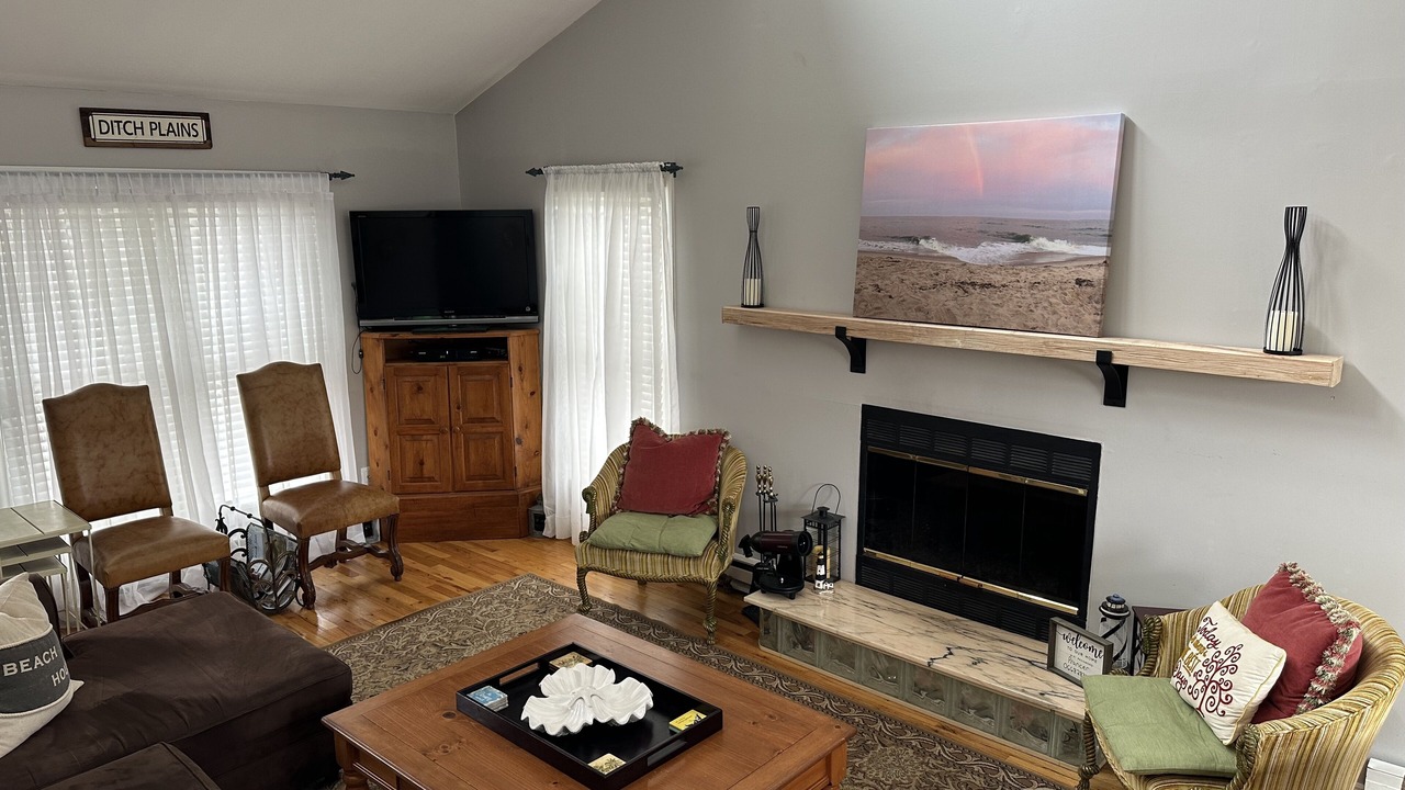 Photo of Livingroom in Montauk