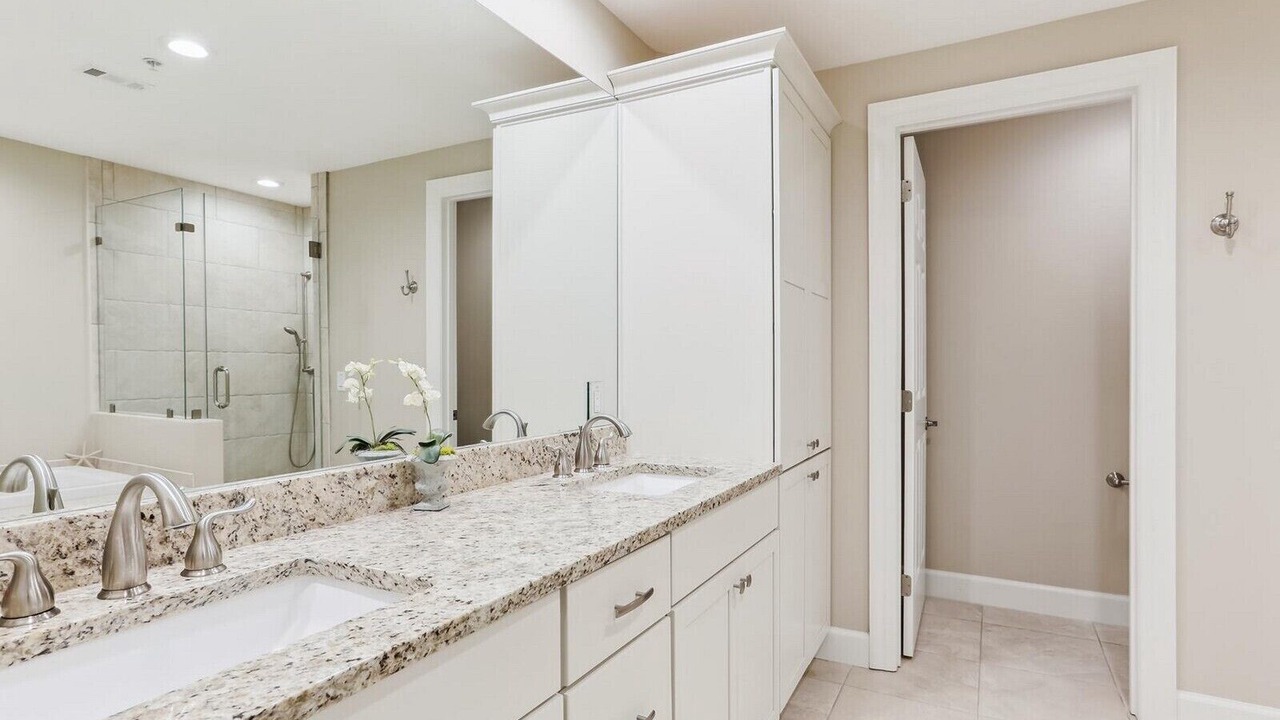 Photo of Bathroom in Palmetto Dunes