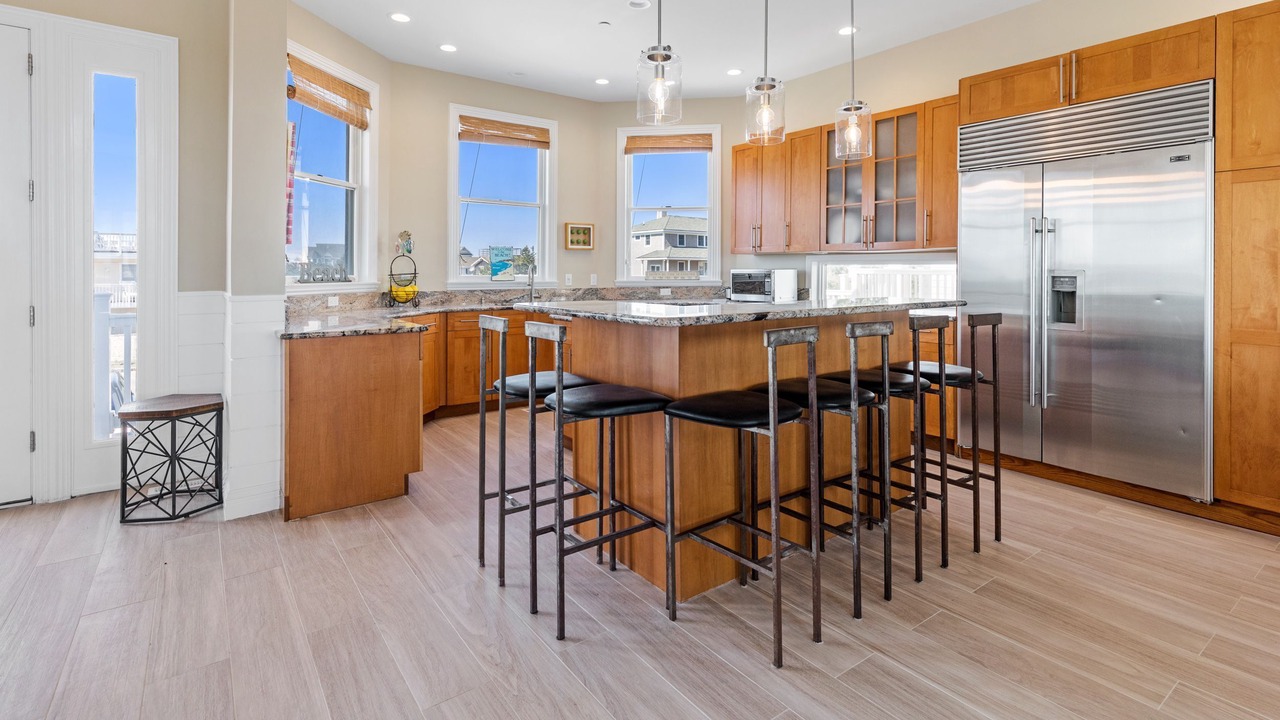 Photo of Kitchen in West Hampton Dunes