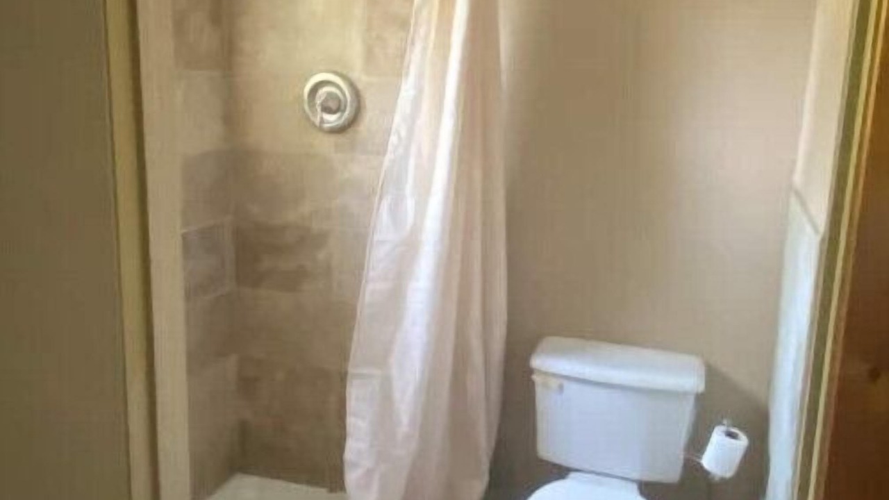 Photo of Bathroom in Bellepoint