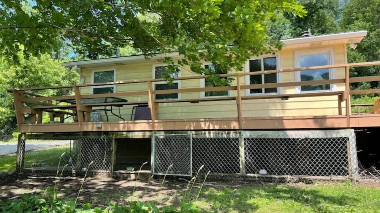 Photo of Outdoor in Bellepoint