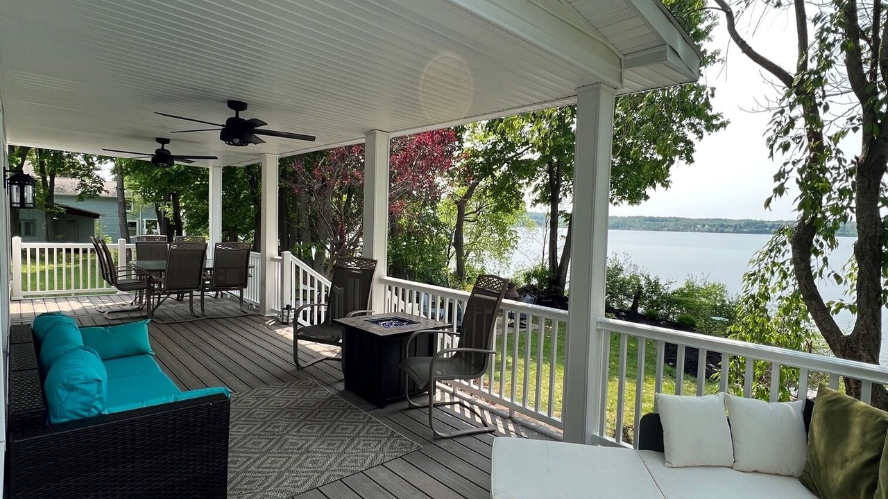 Photo of Patio Balcony in Town of Owasco