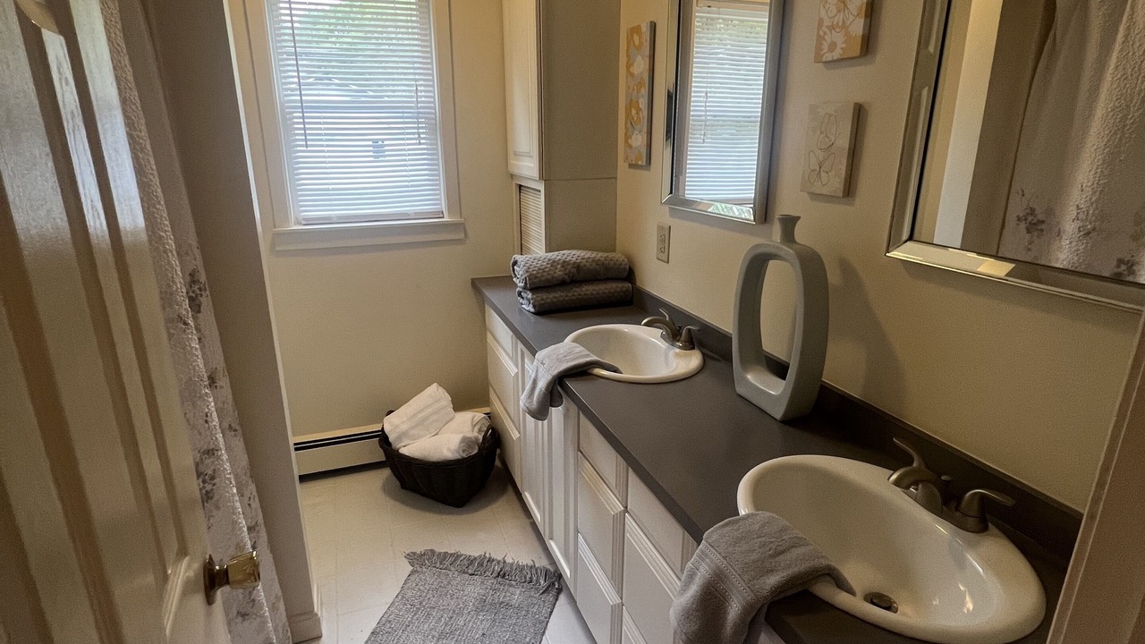 Photo of Bathroom in Town of Owasco