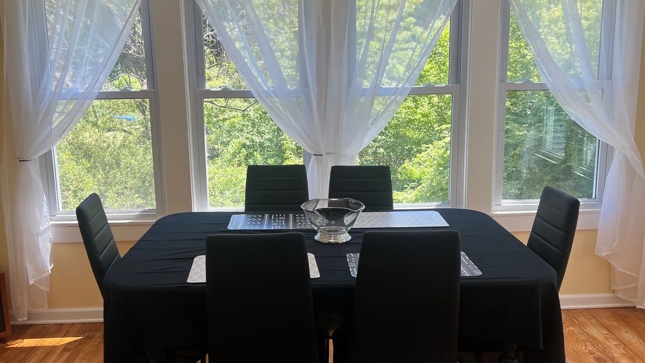 Photo of Livingroom in Newfield