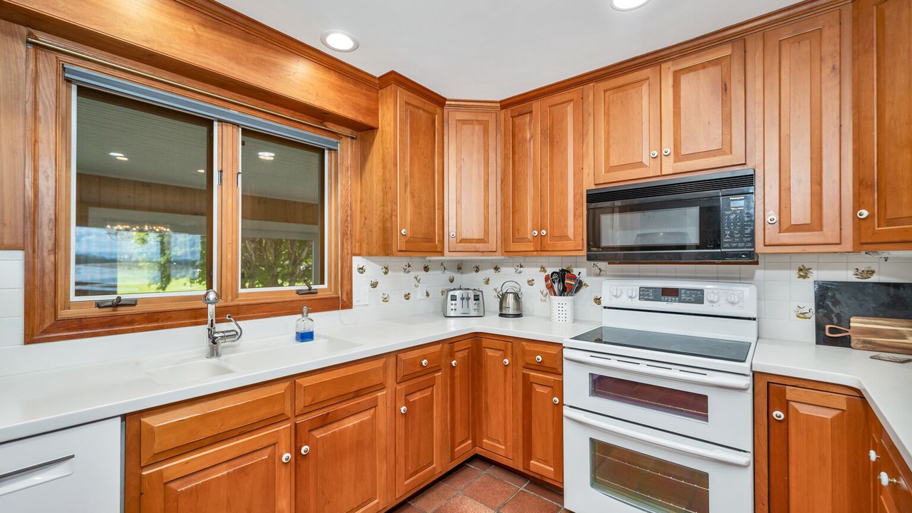 Photo of Kitchen in Melvin Village