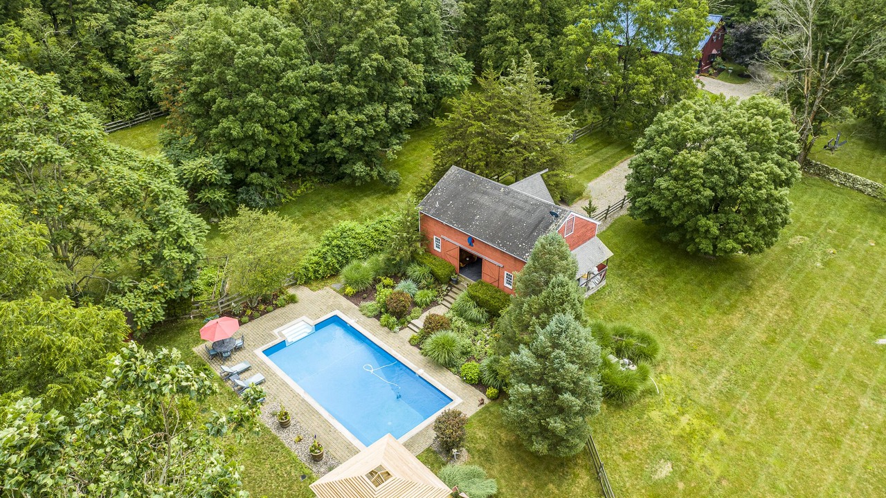 Photo of Outdoor in Pleasant Valley