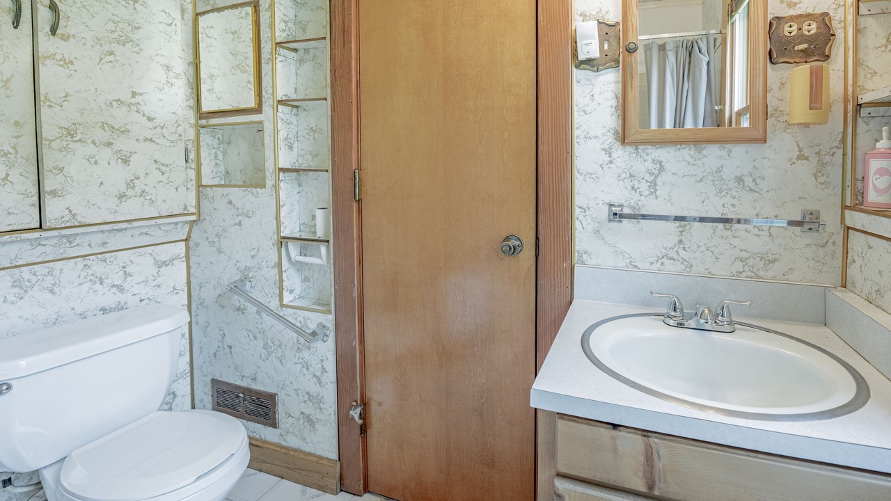 Photo of Bathroom in Youngstown