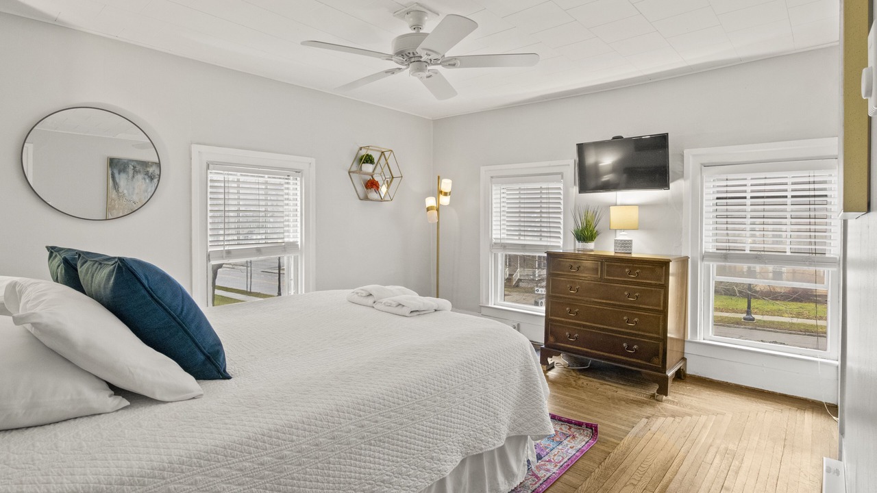 Photo of Bedroom in Watkins Glen