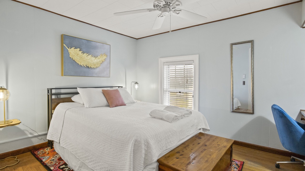 Photo of Bedroom in Watkins Glen
