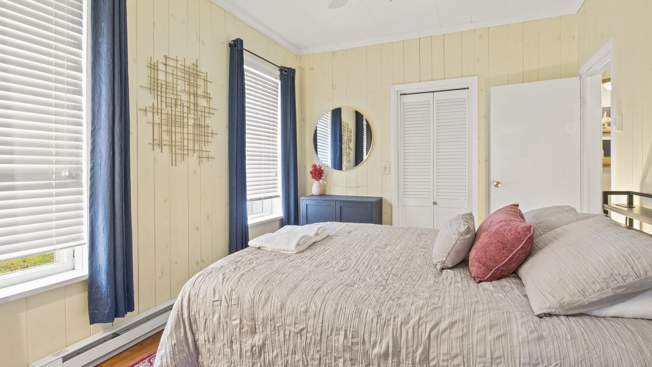 Photo of Bedroom in Watkins Glen