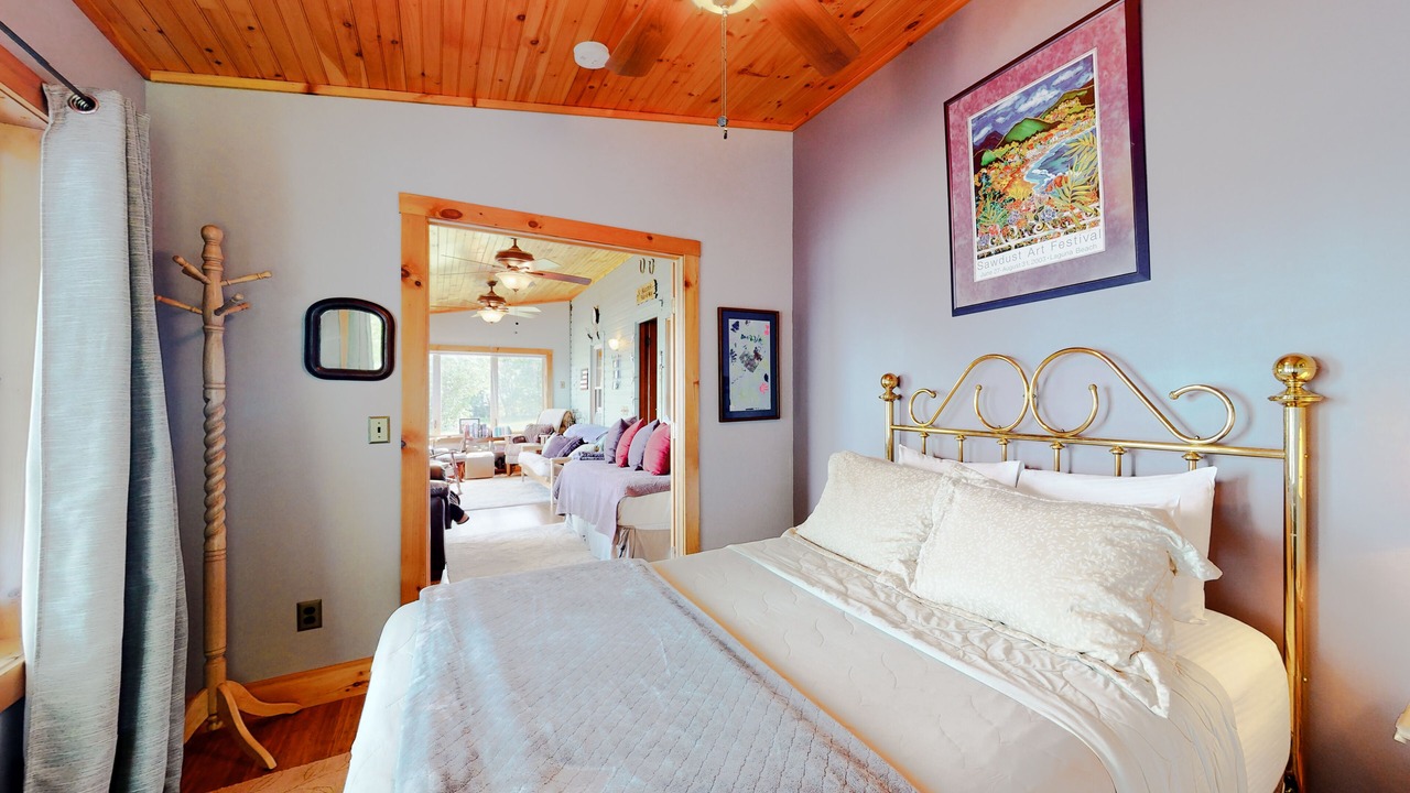 Photo of Bedroom in North Hero