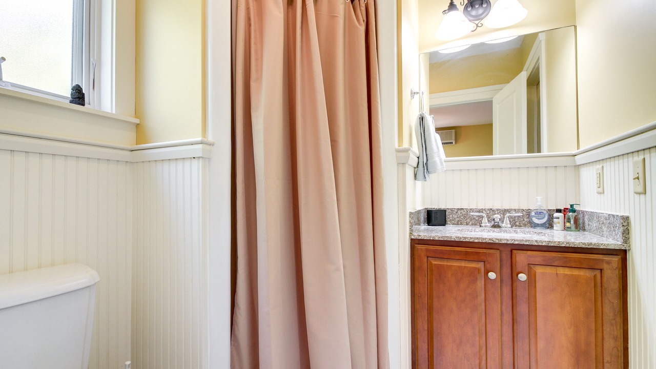 Photo of Bathroom in Proctorsville