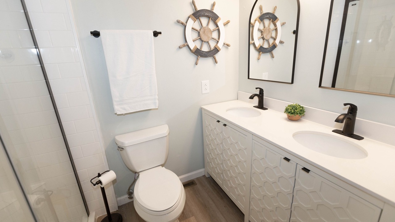 Photo of Bathroom in Waverly