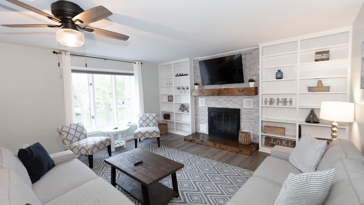 Photo of Livingroom in Waverly