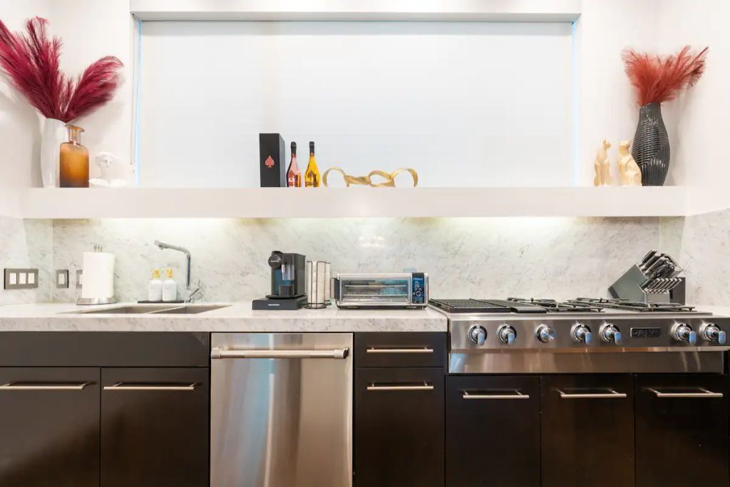 Photo of Kitchen in Washington Ave./ Memorial Park