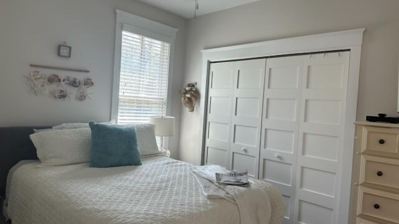 Photo of Bedroom in Moody