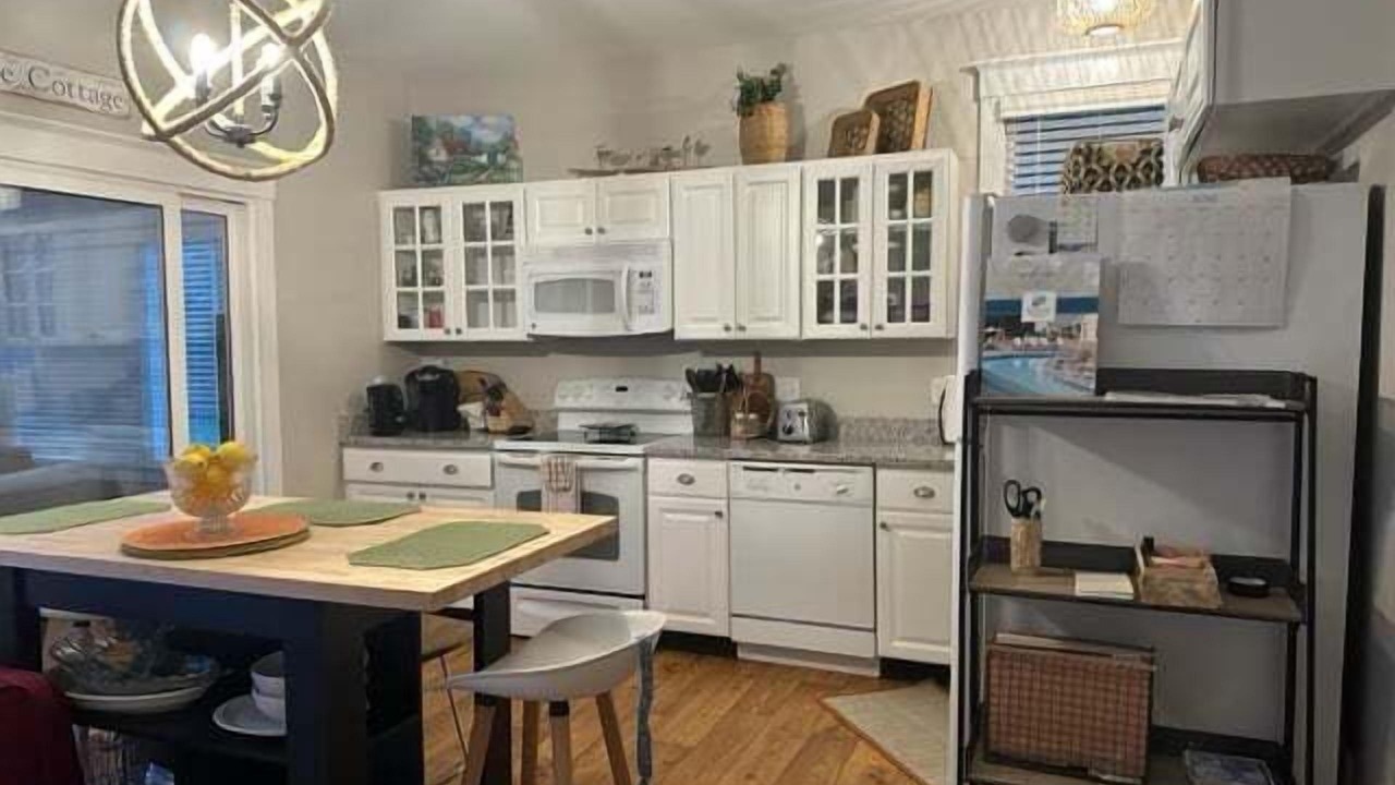 Photo of Kitchen in Moody