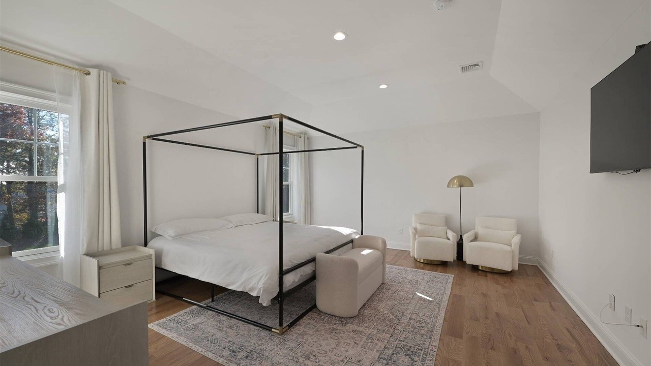Photo of Bedroom in East Quogue