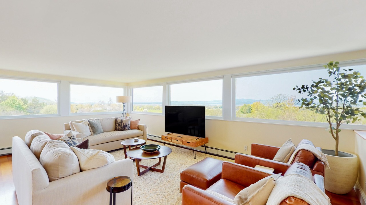 Photo of Livingroom in Charlotte