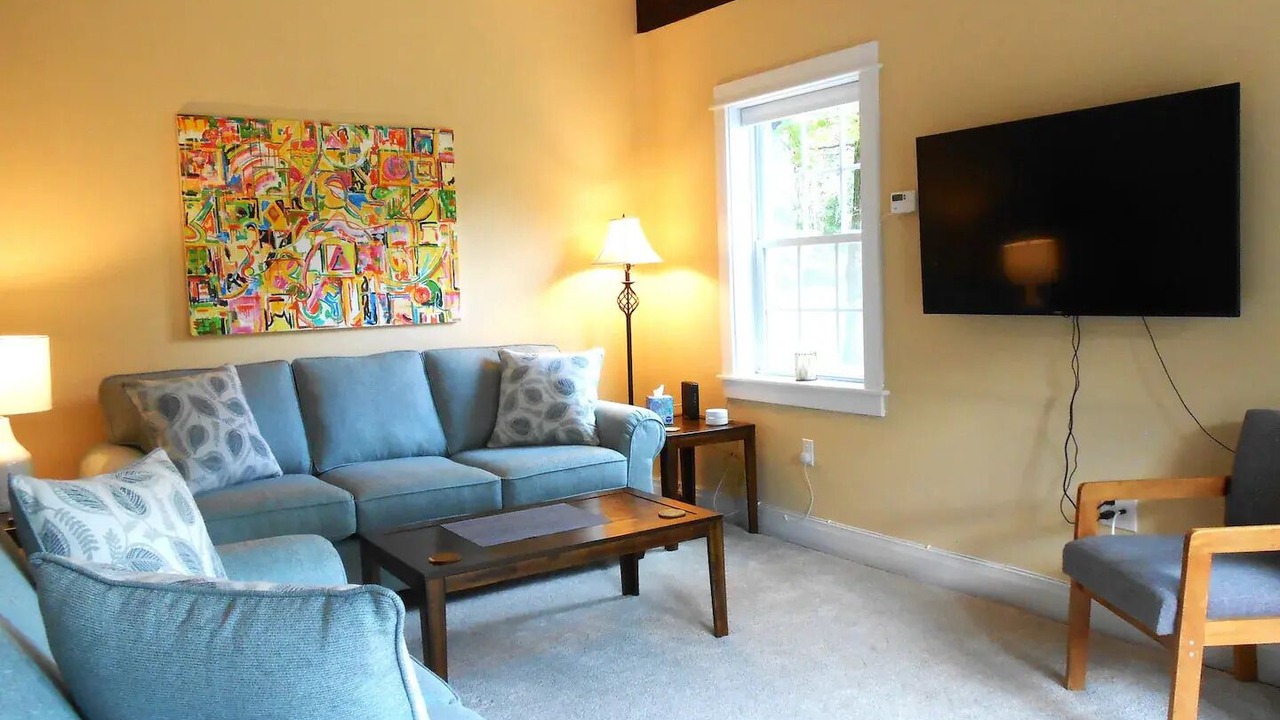 Photo of Bedroom in Easthampton