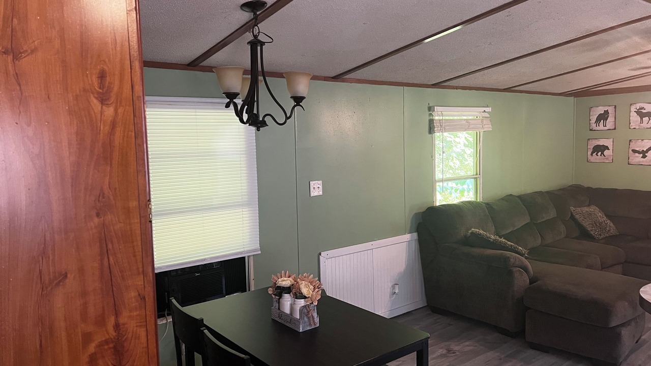 Photo of Livingroom in Pecks Mill