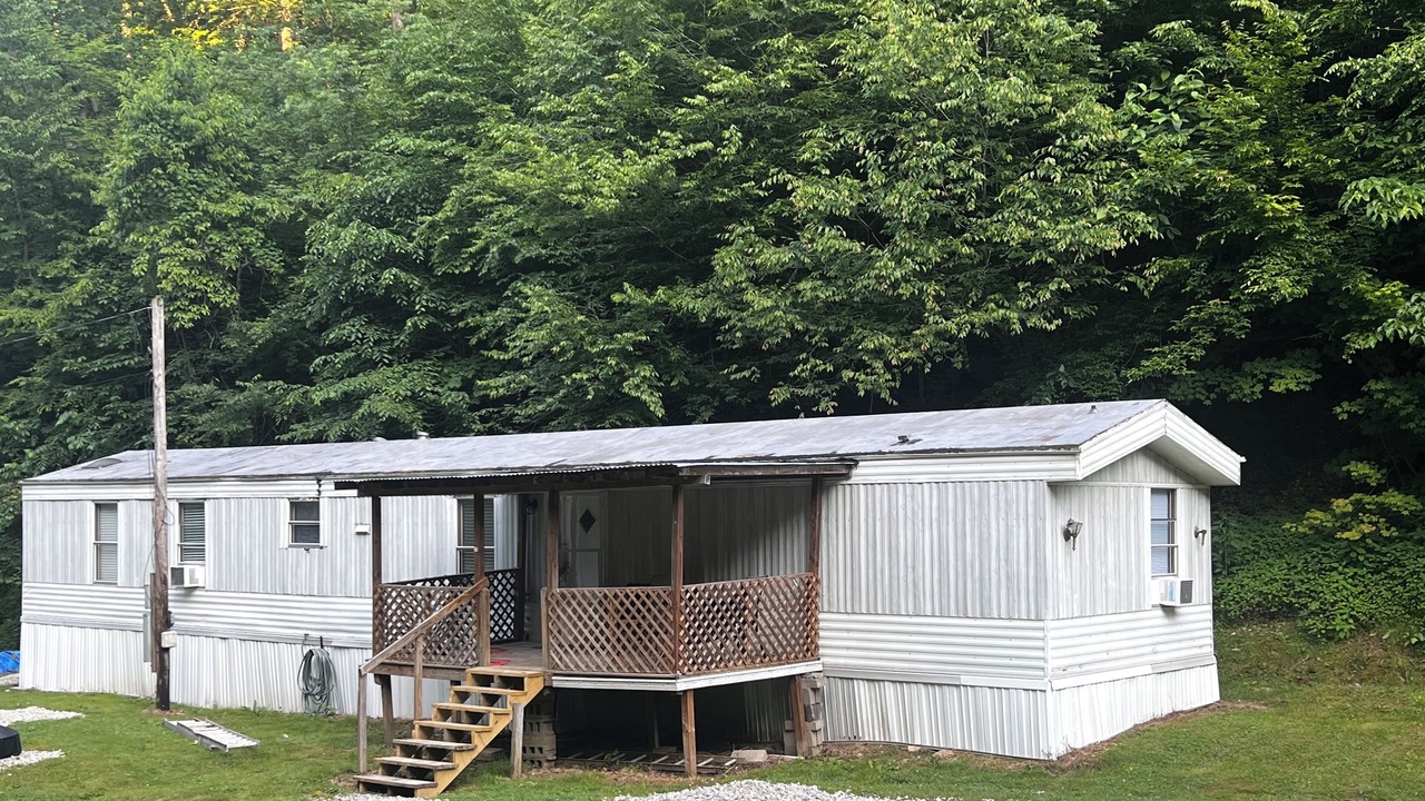 Photo of Outdoor in Pecks Mill