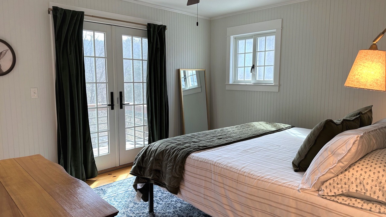 Photo of Bedroom in Lexington