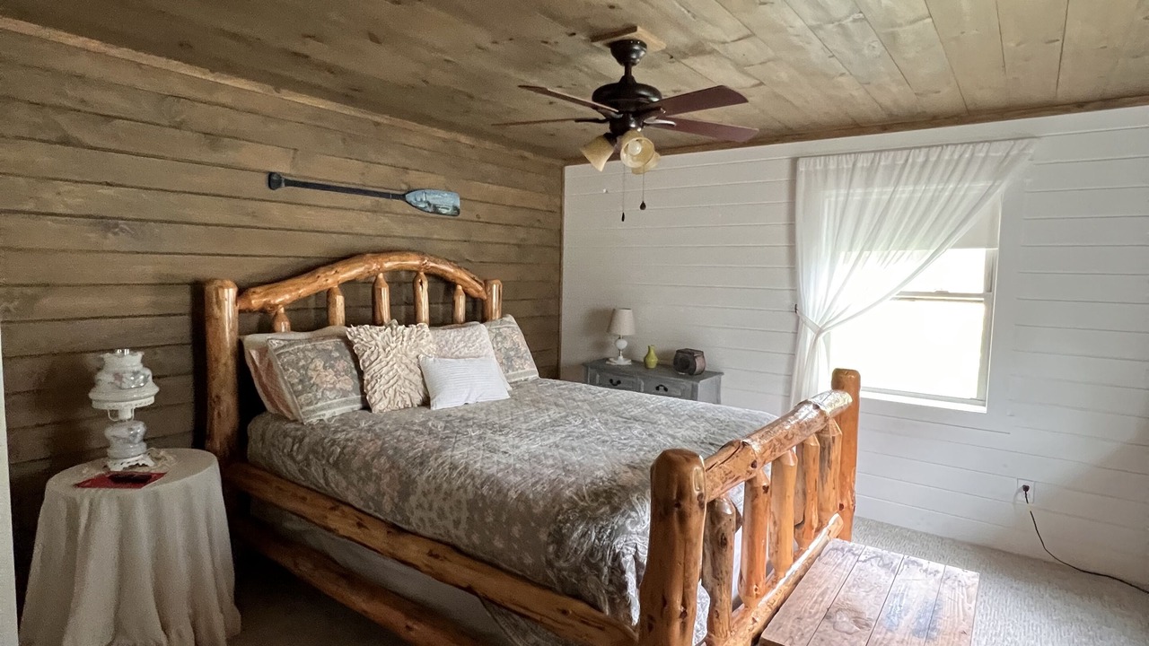 Photo of Bedroom in Ellenburg Center