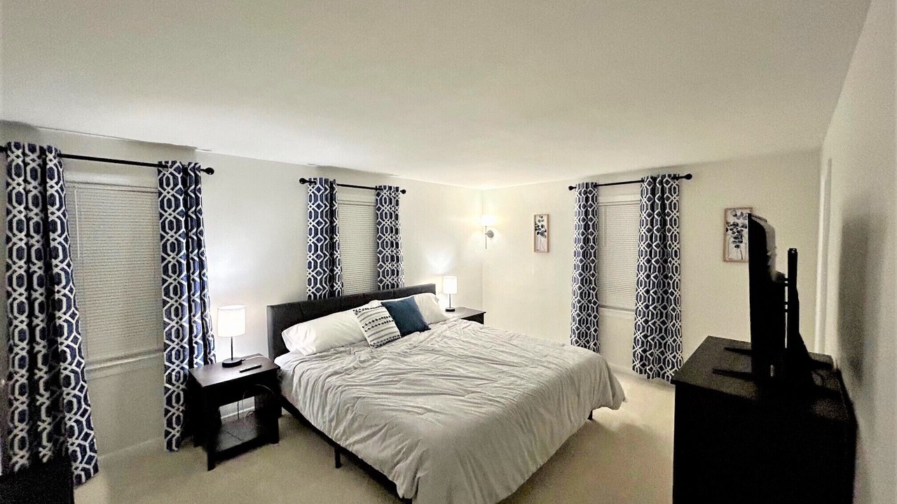 Photo of Bedroom in Port Crane