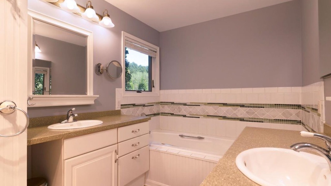 Photo of Bathroom in Royal Oak