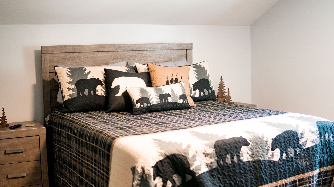 Photo of Bedroom in Swain