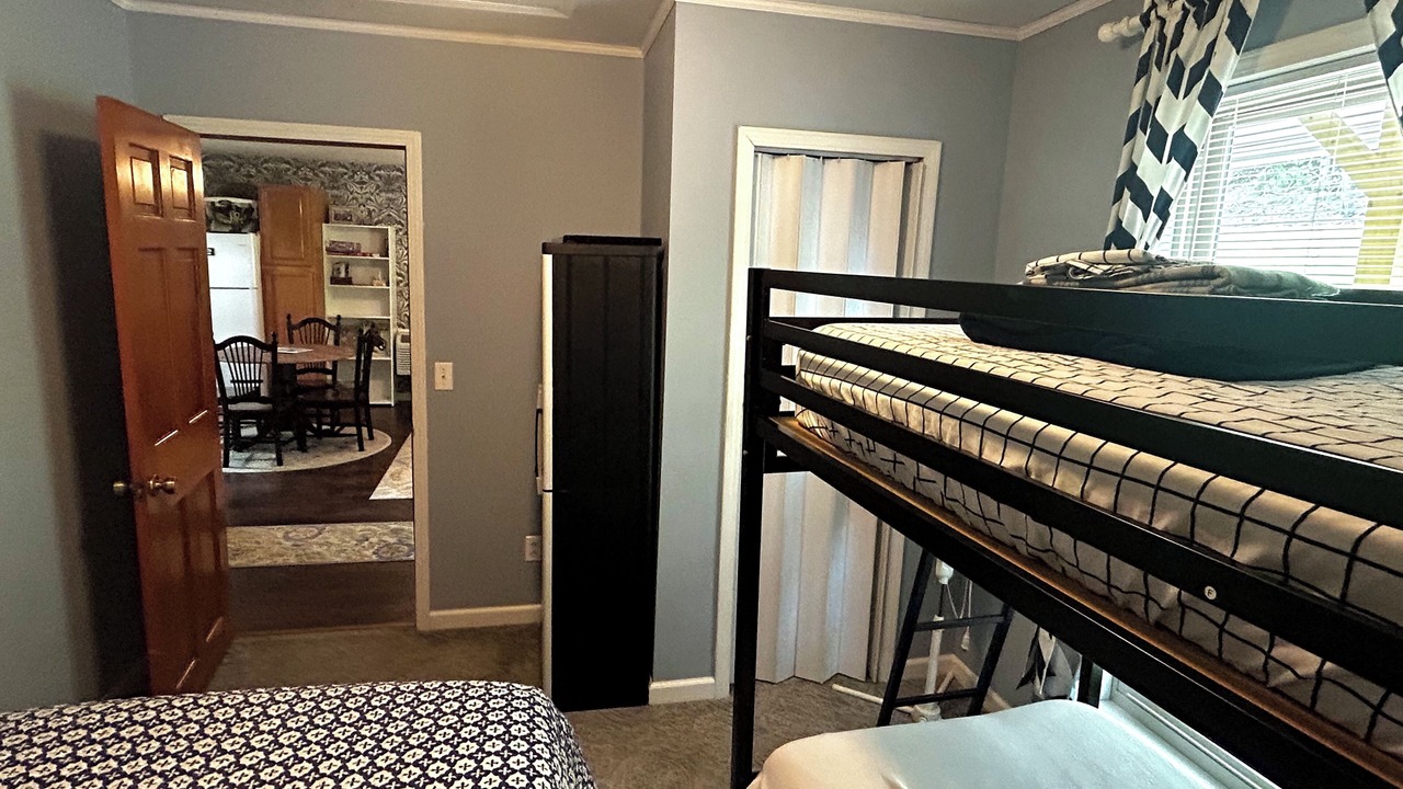 Photo of Bedroom in Keslers Cross Lanes